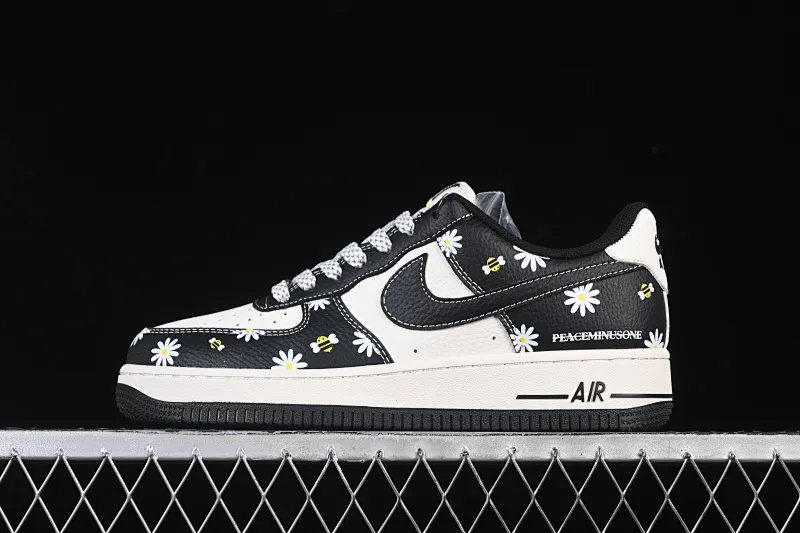 All categories Nk Air Force 1 Air Force series Nk Air Force 1 Low Air Force low-top Nike Air Force 1'07 Low black and white panda print Air Force 1 low-top casual sneakers JP8028-004